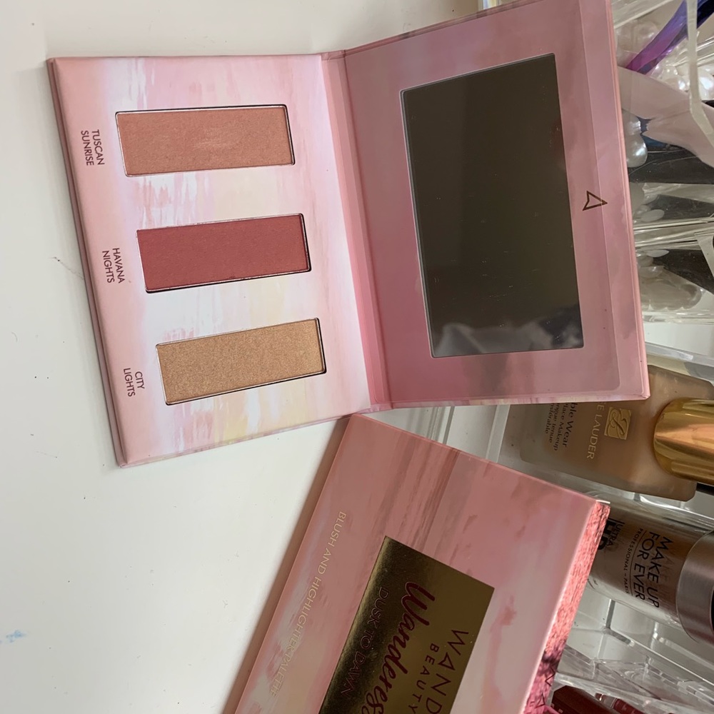 Wander Beauty Blush and Highlighter Palette